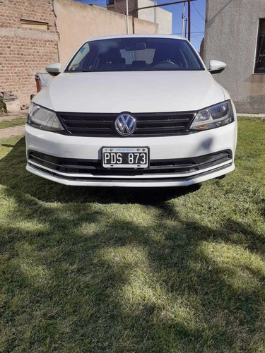 Volkswagen Vento 2.0 Advance 115cv 2015