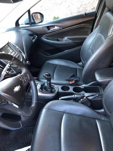 Chevrolet Cruze Lt Mt 1.4 Hatchback