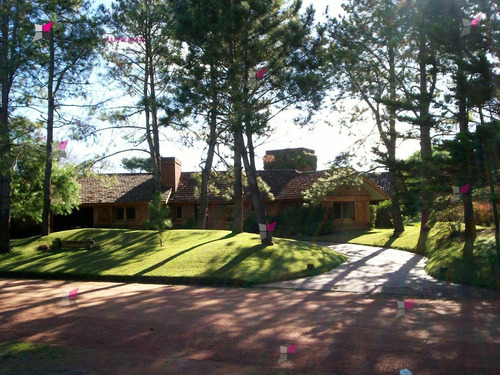 Precioso Chalet Lindero Al Golf- Ref: 9838
