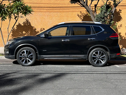 Nissan X-Trail 2.0 Exclusiv 2 Row Hybrid