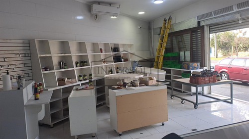 Casa En Venta De 4 Dorm. En Ñuñoa