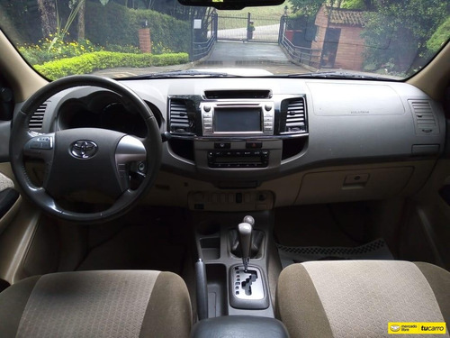 Toyota Fortuner 3.0 Sr5