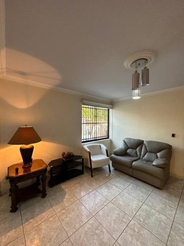 Saidsa Viccionacce Vende Casa En Urbanizacion Colinas De Santa Elena Al Este De Barquisimeto