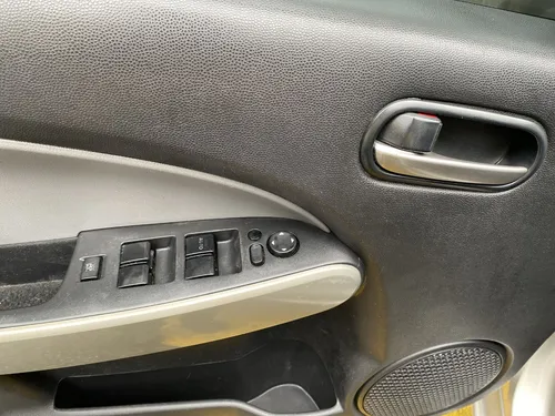 Mazda 2 1.5 15hm8 2010