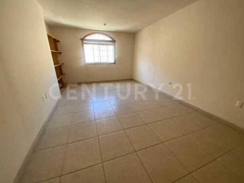 Casa En Venta En Fracc. Misiones Ii, Chihuahua, Chih.