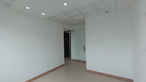 Oficina En Arriendo/venta En Chico Norte Iii. Cod A1105062