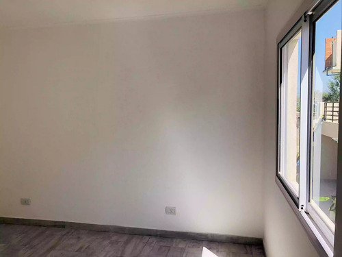 Imagen 7 de 14 de Venta Departamento Jose C Paz
