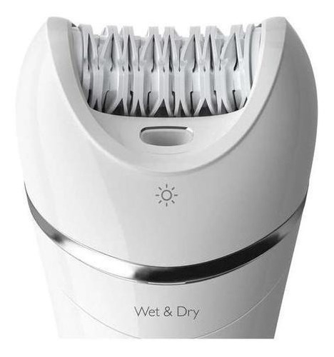 Imagen 3 de 6 de Depiladora Philips Bre712 2 Velocidades Luz 5 Accesorio