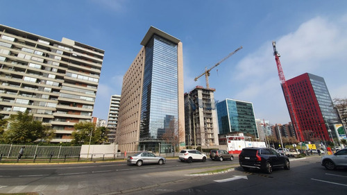 Excelente Oficna Amoblada Y Habilitada De 103 M2
