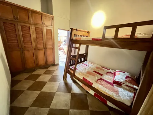 Finca Exclusiva En San Jerónimo Con Piscina Y Amplios Espacios