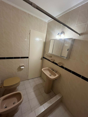 Departamento En Alquiler Frente A Plaza Flores