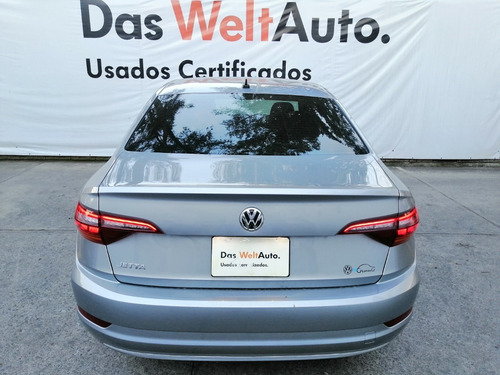Imagen 6 de 11 de Volkswagen Jetta 2019 Trendline