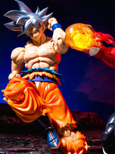Goku Ultra Instinct Bandai Ultra Instinto | Cuotas sin interés Goku Ultra Instinct Bandai Ultra Instinto | Cuotas sin interés