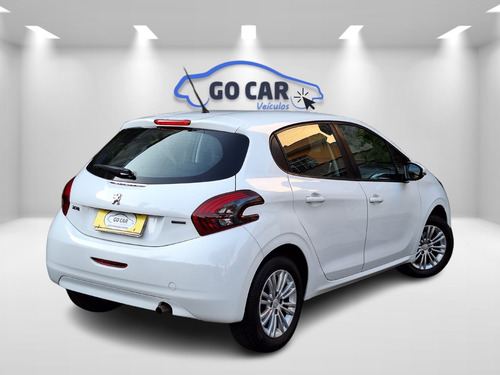 Peugeot 208 1.2 ACTIVE PACK 12V FLEX 4P MANUAL