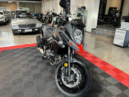 Suzuki V-strom 650 Año 2025 - Hilton Motors Co.
