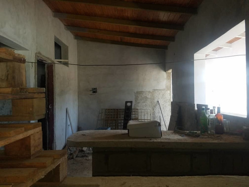 Imagen 10 de 12 de Casa De 2 Niveles- Los Robles