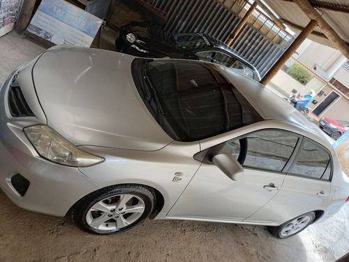 Toyota Corolla 2012 1.8 16v Gli Flex Aut. 4p