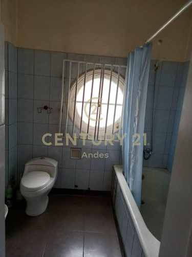 Imagen 10 de 13 de Casa Comercial En Venta - Barrio Patrimonial De Santiago