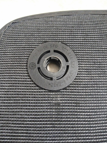 Juego Alfombras Sinteticas Volkswagen Vento Originales Negro (Usado)