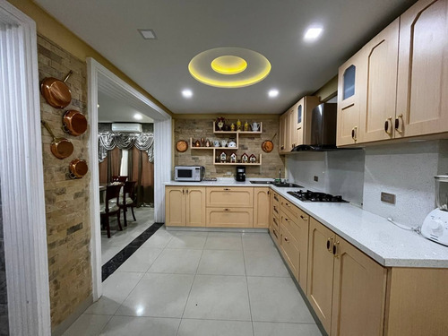 Casa En Venta Residencias Santa Rosa Charallave