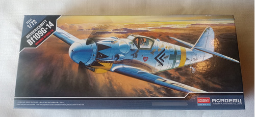 Maqueta A Escala 1/72 Academy Messerschmitt Bf109g-14 