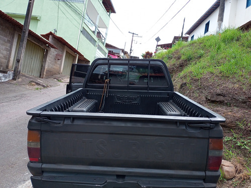 Mitsubishi L200 2.5 Gl Cab Dupla 4x4 4p