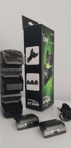 Imagen 3 de 6 de Base Carga Control Xbox One Mando Joystick + 2 Baterias