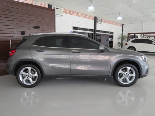 Mercedes-benz Gla 200 1.6 Cgi Flex Advance 7g-dct