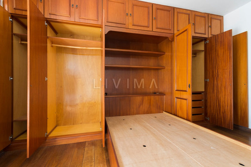 Apartamento Para Alugar Na Avenida Bartolomeu Mitre, Leblon, Rio De Janeiro - Rj - Liv-0400