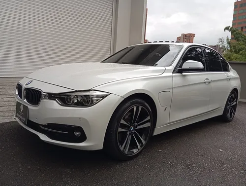 BMW Serie 3 2.0 330e F30 Lci Iperformance