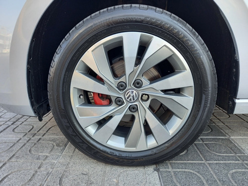 Imagen 10 de 25 de Volkswagen Polo 2018 1.6 Msi Comfort Plus At 6ta