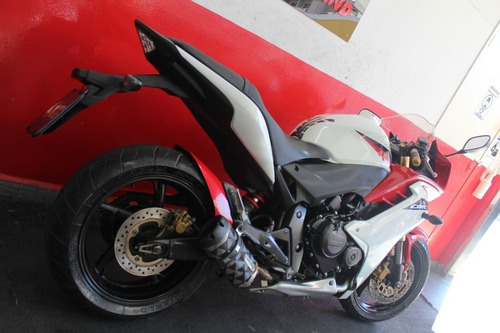 Imagem 3 de 11 de Honda Cbr 600 F 600f Cbr600f 2012 Branca Branco