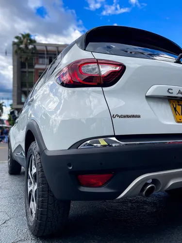 Renault Captur 1.3 T Iconic Cvt