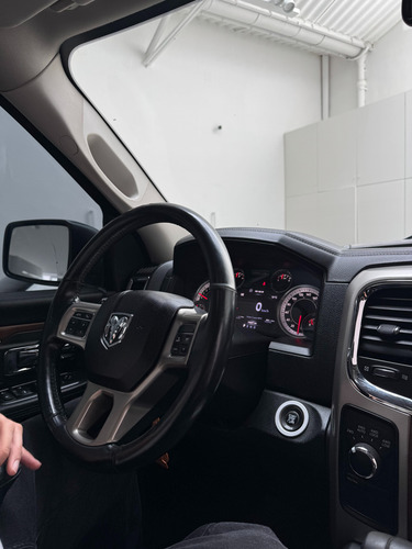 RAM 1500 5.7 Laramie Atx V8