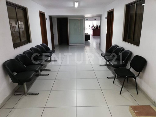 Imagen 4 de 13 de Clinica Medica En Venta, Jardines Alcalde, Guadalajara, Jalisco