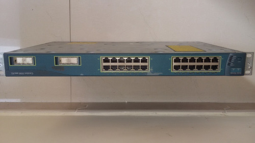Imagen 2 de 6 de Switch Cisco Systems Series Catalyst 3500 Xl 24 Puertos