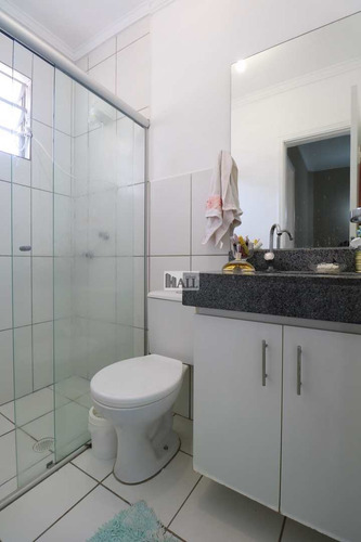 Casa À Venda No Jardim Vista Alegre Com 3 Quartos, 2 Vagas - V3653