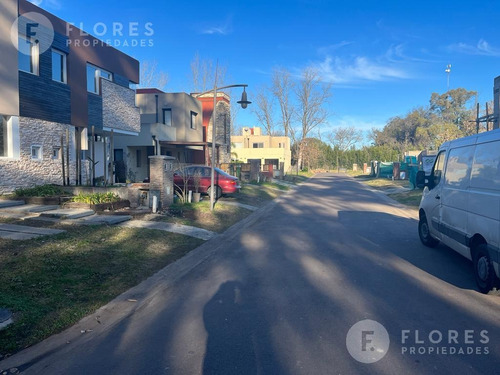Imagen 8 de 13 de Flores Prop. Vende Lote En Barrio La Josefina, Pilar
