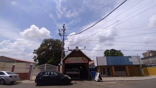 Imagen 4 de 6 de Casa Comercial En Venta En Av Las Delicias Maracaibo Apí 1463