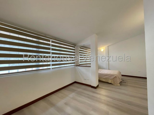 Casa Remodelada Con Jardin En Alquiler El Castaño Clima De Montaña Vigilancia Privada Todos Los Servicios Concepto Minimalista Estef 25-14338