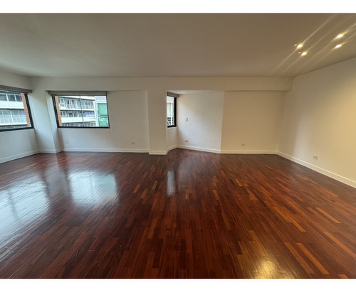 Se Vende Apartamento 93m2 Campo Alegre 1882