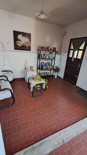 Casa En Poeta Lugones 3 Dor Apta Credito.