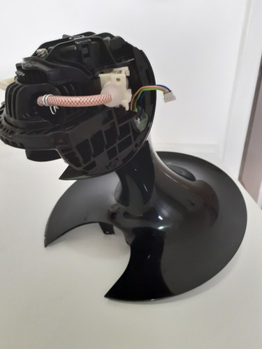 Imagem 3 de 4 de Carcaça Difusor E Parte Mecânica ( Difusor Com Defeito)
