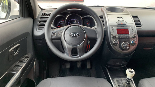 Imagem 7 de 15 de Kia Soul 1.6 Ex 16v Gasolina 4p Manual