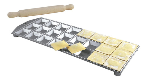 Molde Ravioli Quadrado Alumínio 4,7 Cm Com Rolo Madeira Eppi