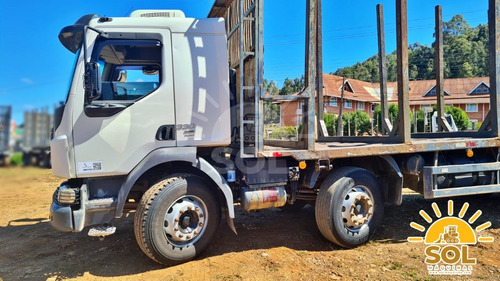 Imagem 5 de 14 de Volvo Vm330 - 8x4r