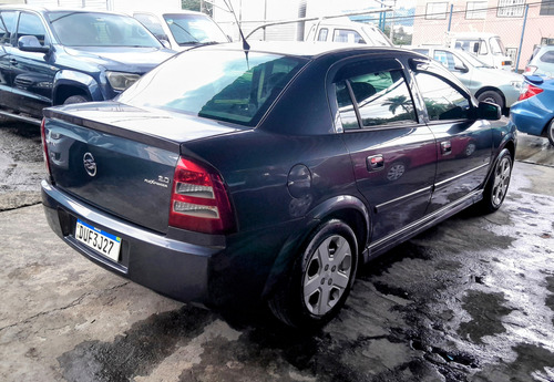 Chevrolet Astra Sedan 2.0 Advantage Flex Power 4p