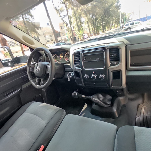 RAM 4000 5.7 Chasis Cabina P 4x2 Mt