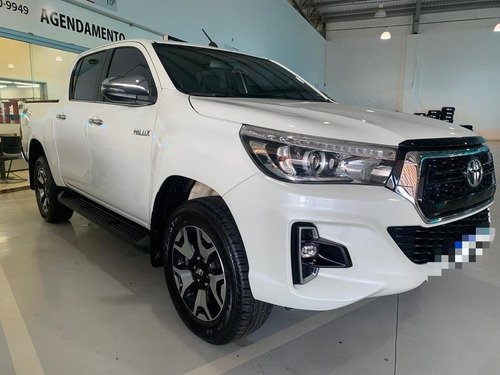 Toyota / Hilux 2.8 Tdi Cd Srx 4x4 Top De Linha + Único Dono