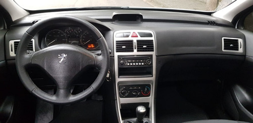 Imagem 7 de 10 de Peugeot 307 Presence 1.6 16v Flex 2011 Completo + Teto Solar